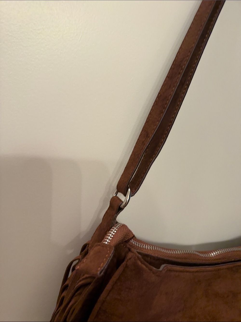 NWT-VIRAL True Religion Brown Suede Fringe Shoulder Bag with Stud Accents. - Picture 10 of 16
